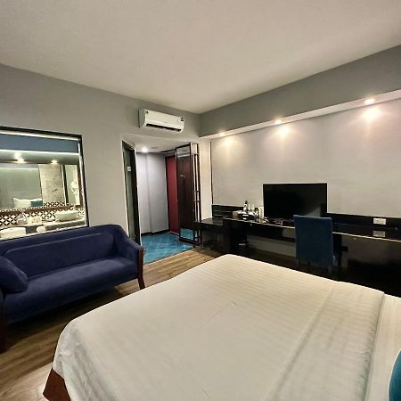Ja Cosmo Hotel And Spa Hanoi Exterior foto